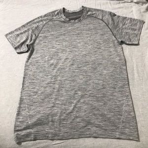 Lululemon Metal Vent Short Sleeve